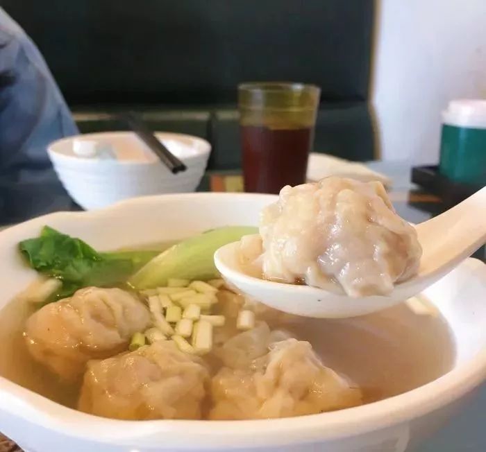 西湖餐厅美食茶港式店_港式茶餐厅西湖美食_西湖边茶餐厅